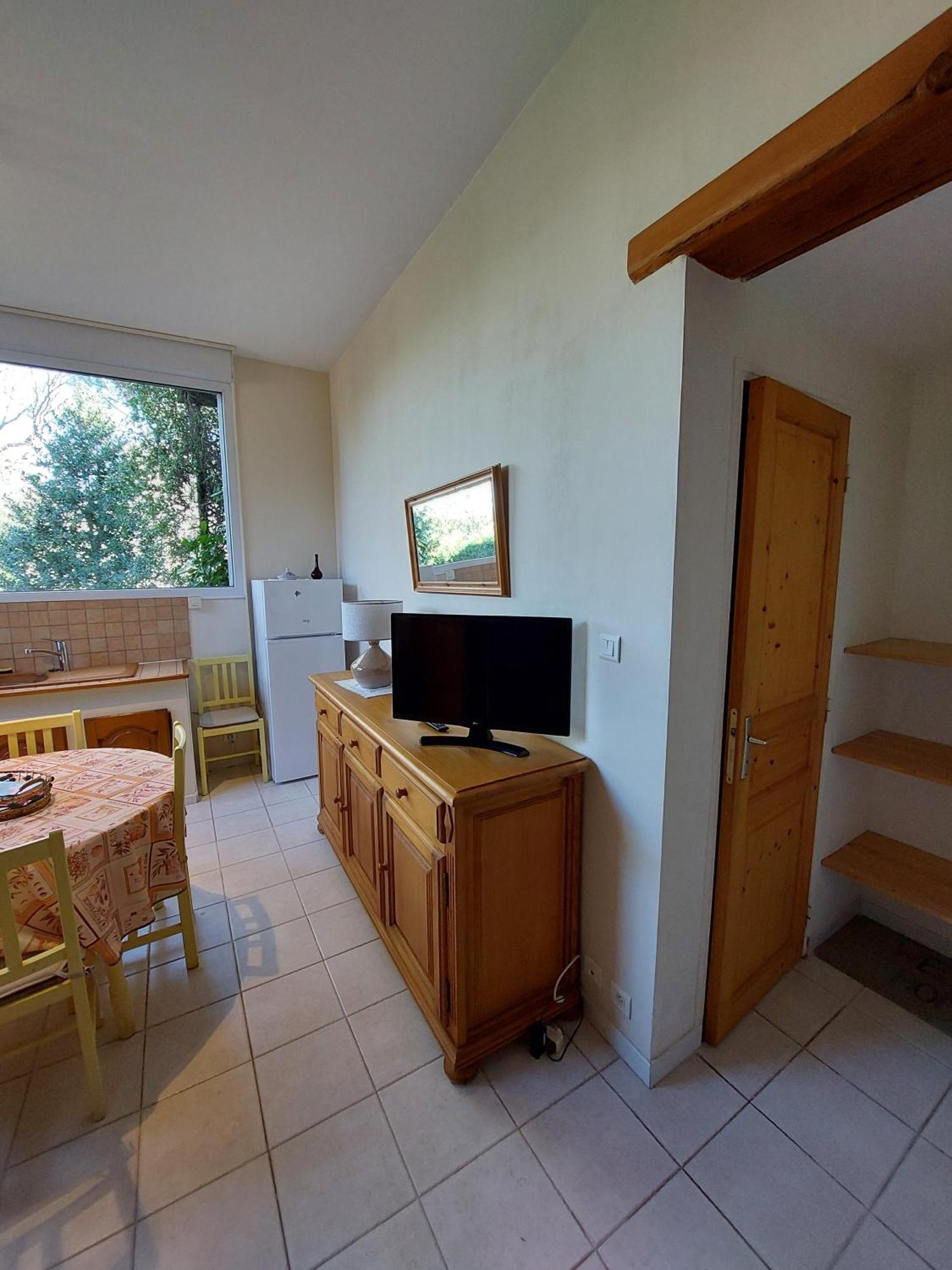 Ferienwohnung Mas Fontclaire - Sommières Exterior foto